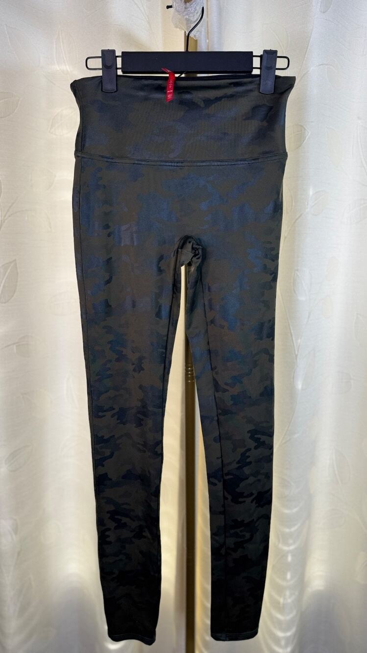 Spanx Camouflage Leggings, Size M